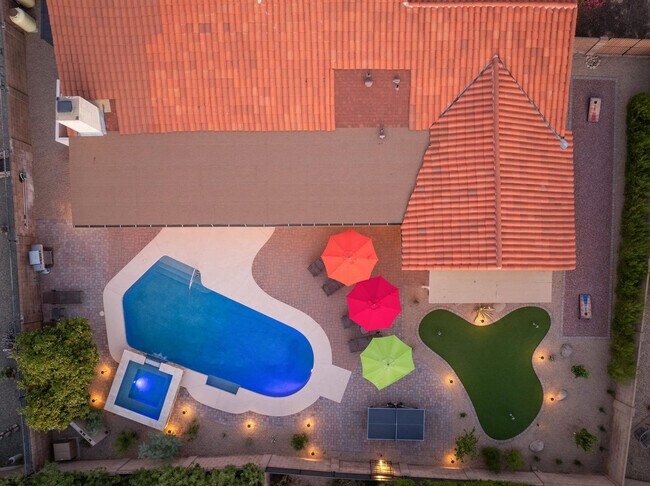 Building Photo - 14836 N Moon Valley Dr