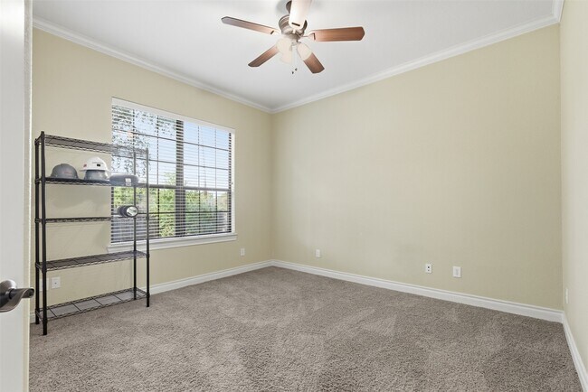 Building Photo - 914 Quintana Roo Pl