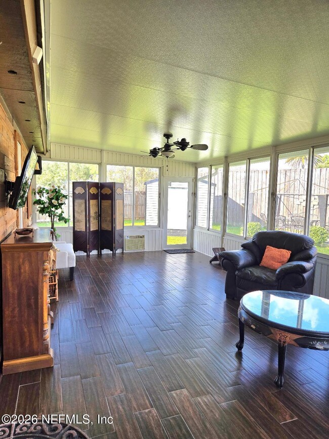 Building Photo - 6931 Cane Grass Ln E