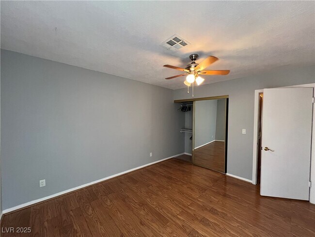 Building Photo - 4325 Silvercrest Ct