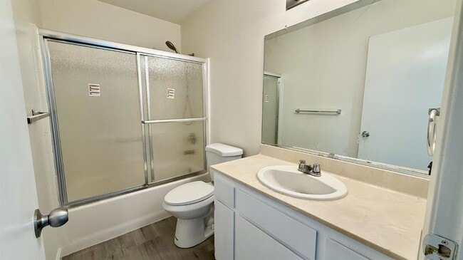 Building Photo - 2447 Knowlwood Dr