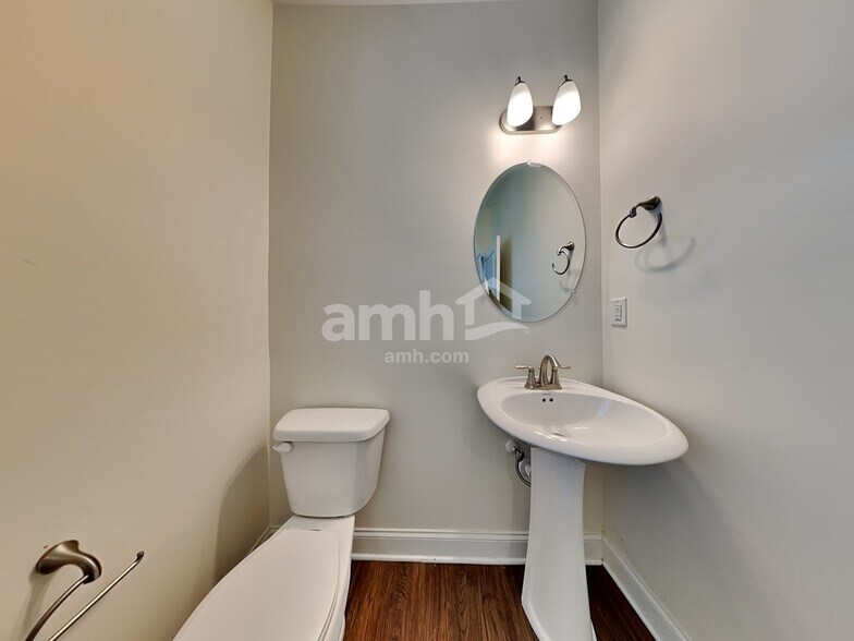 Building Photo - 2484 Napa Valley Dr