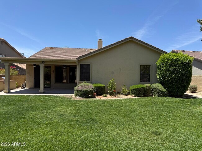 Building Photo - 16609 N 105th Way