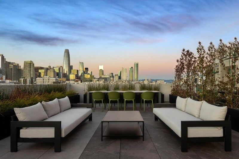 Building Photo - 395 6th St