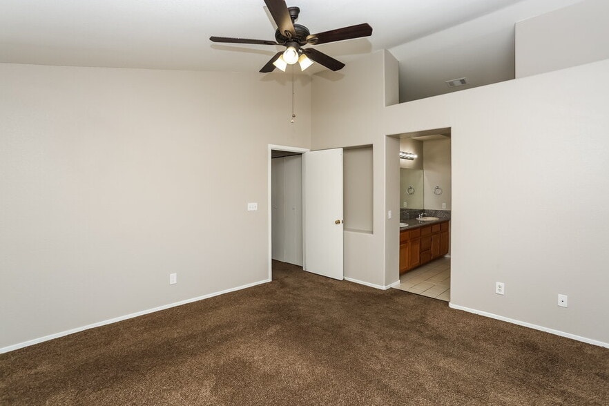 Building Photo - 3917 Marble Mountain St