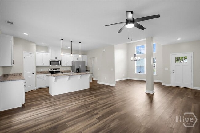 Building Photo - 1039 Meloney Dr