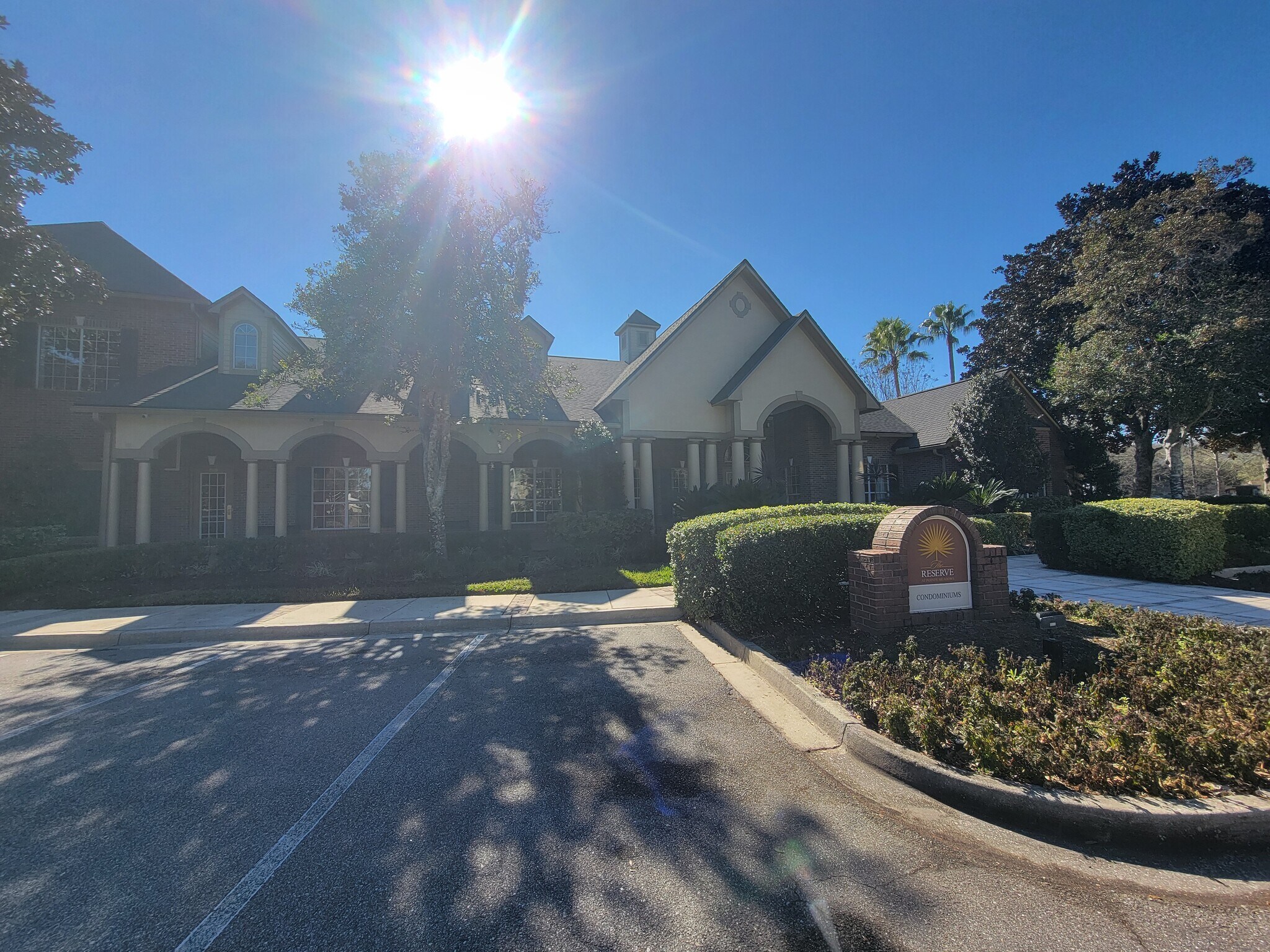 Building Photo - 7800 Point Meadows Dr