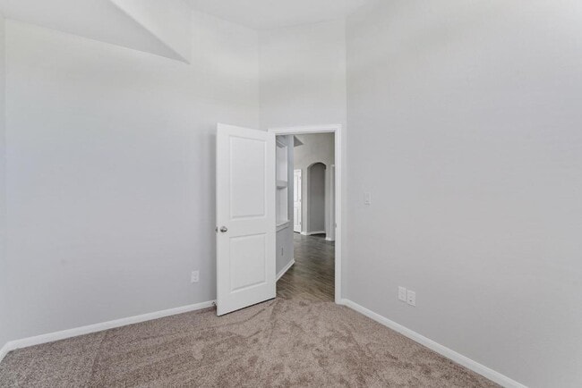 Building Photo - 829 Blue Oak Blvd