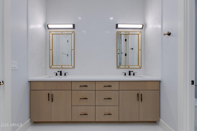 Building Photo - 3834 N 34th St