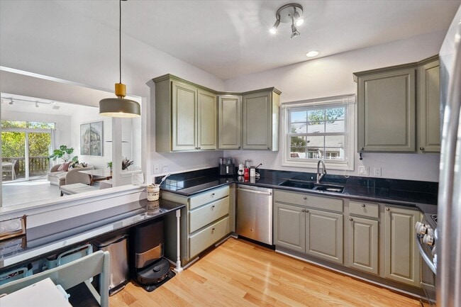 Building Photo - 30861 Centennial Dr