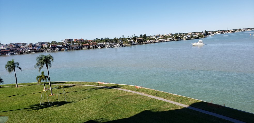 Condo view from both BDs and LR - 1 Key Capri Key