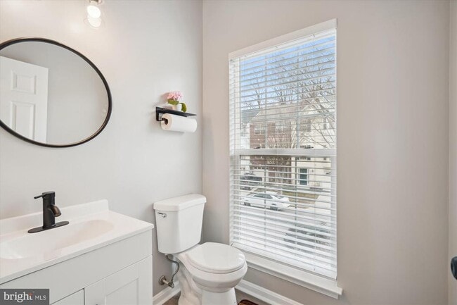 Building Photo - 8114 Mallard Shore Dr