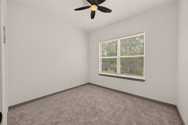Building Photo - 8306 Tidwell Rd