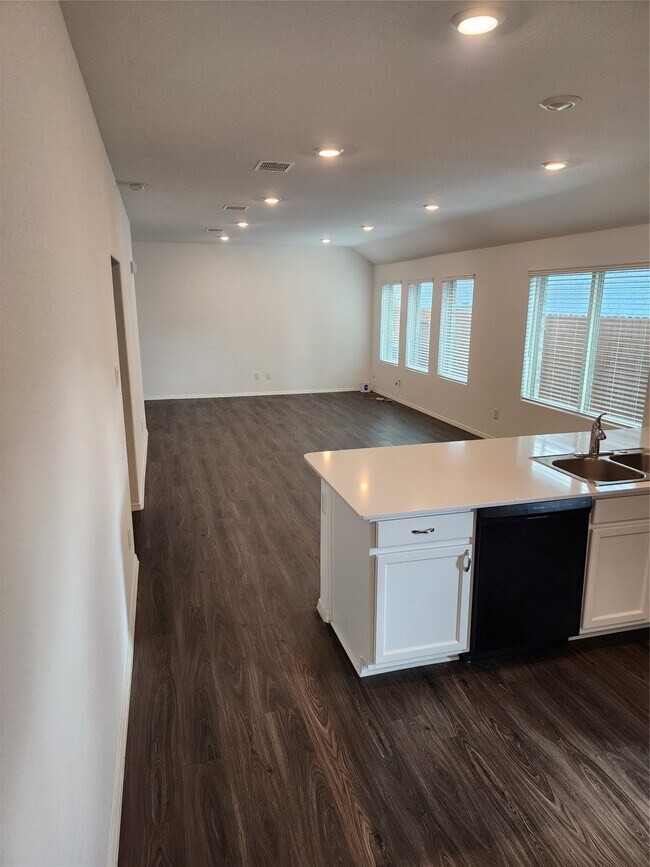 Building Photo - 18419 Cobalt Cove Ln