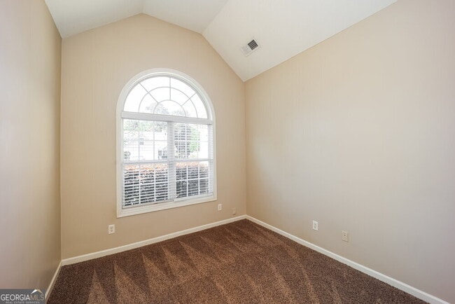 Building Photo - 23 Bedford Park Dr