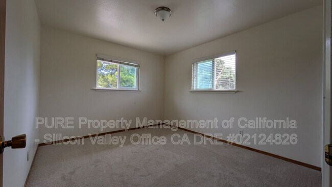 Building Photo - 508 Caledonia St