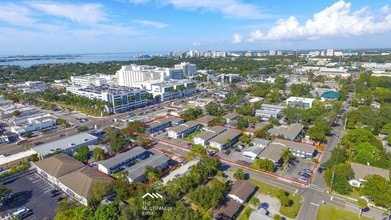 Building Photo - Hillview Apartments