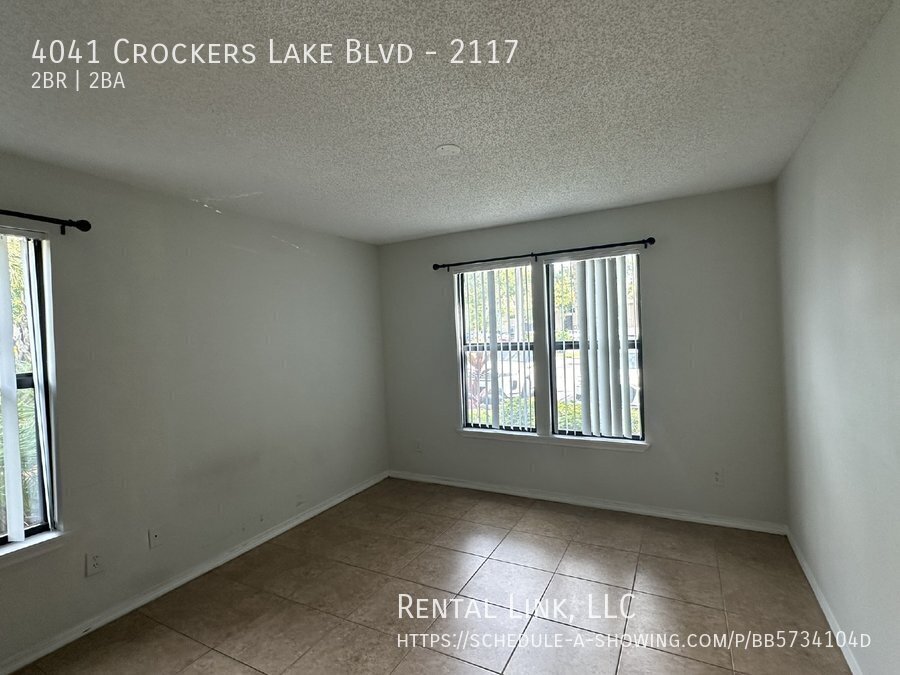 Building Photo - 4041 Crockers Lake Blvd