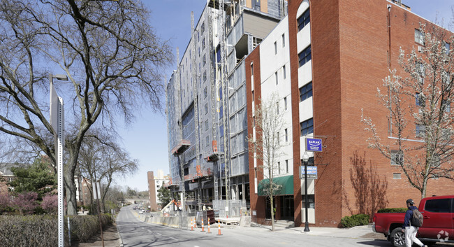 Building Photo - Barcroft