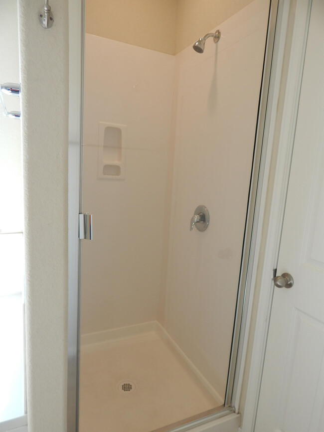 Building Photo - 1310 Stonewall Ridge