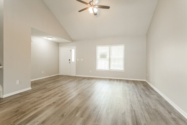 Building Photo - 3397 Brook Spring Dr