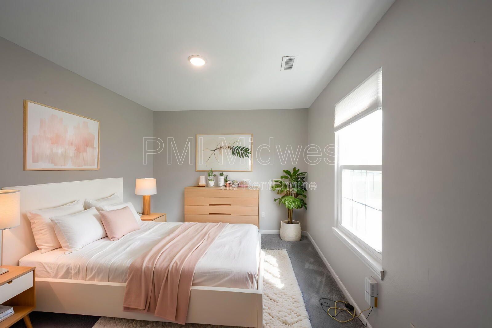 Building Photo - 7657 Scatter Woods Ln