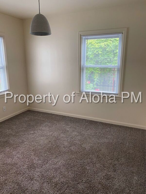 Building Photo - 1606 N 22nd St