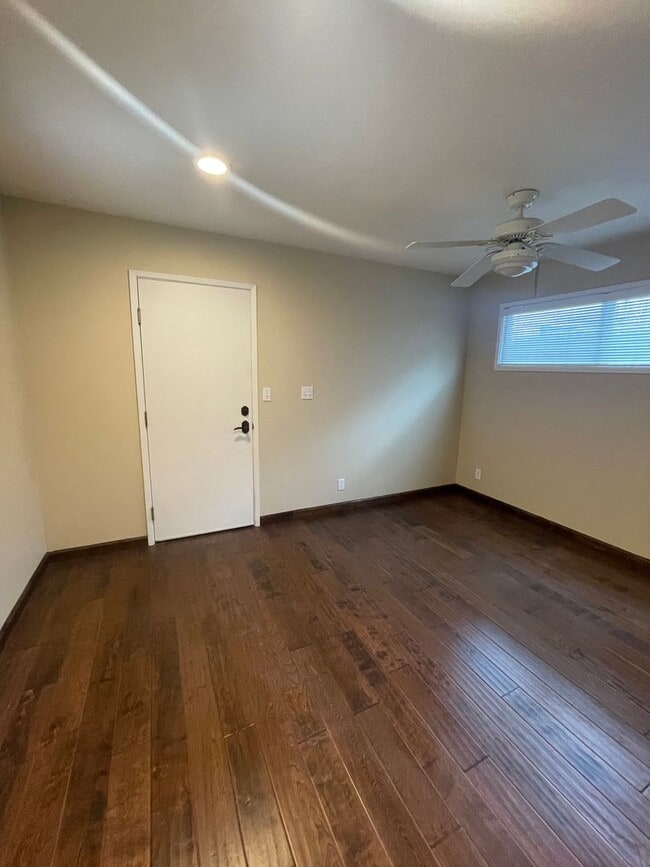 Building Photo - Clairemont Beauty - Welcome Home!