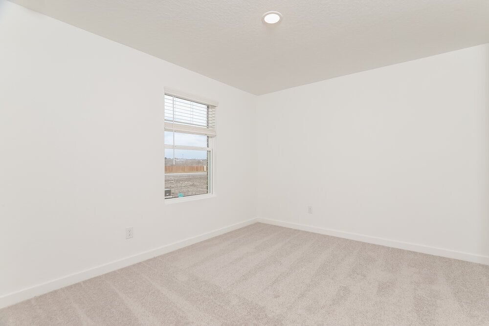 Building Photo - 15554 Crescent Pne