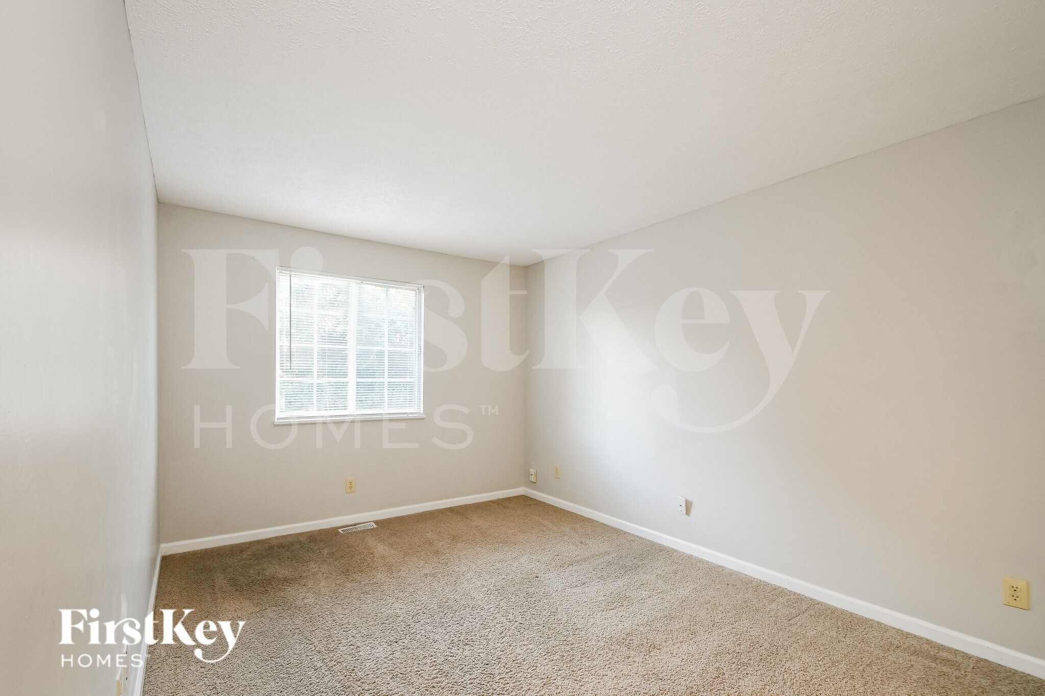 Building Photo - 3704 Rock Maple Dr