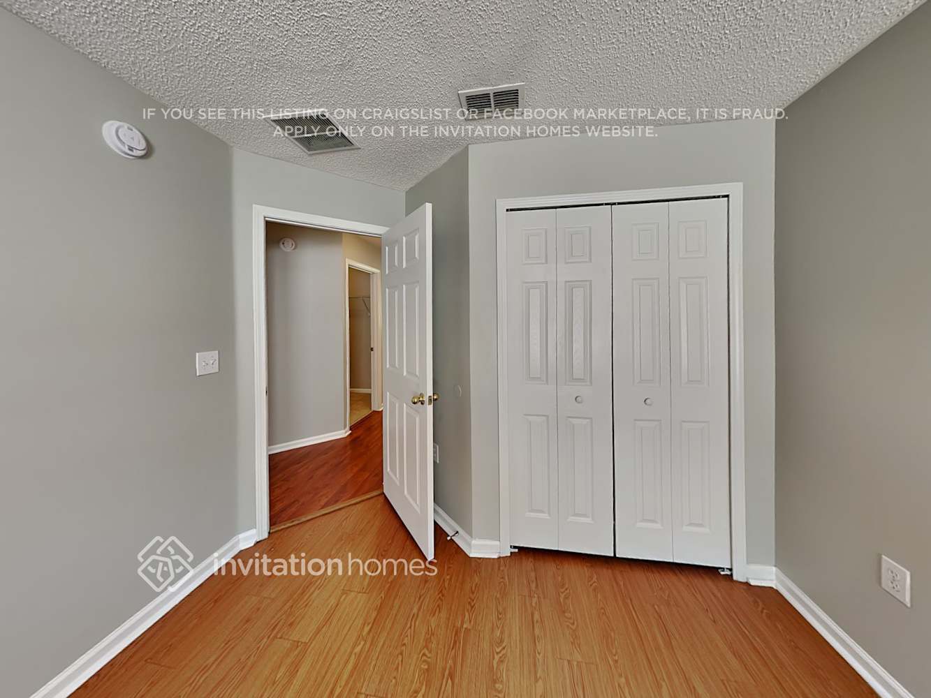 Building Photo - 909 N Lilac Loop