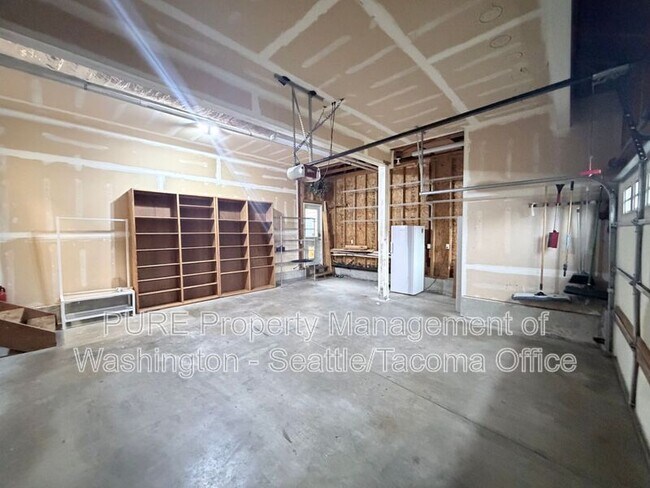 Building Photo - 1725 SW 346th Pl