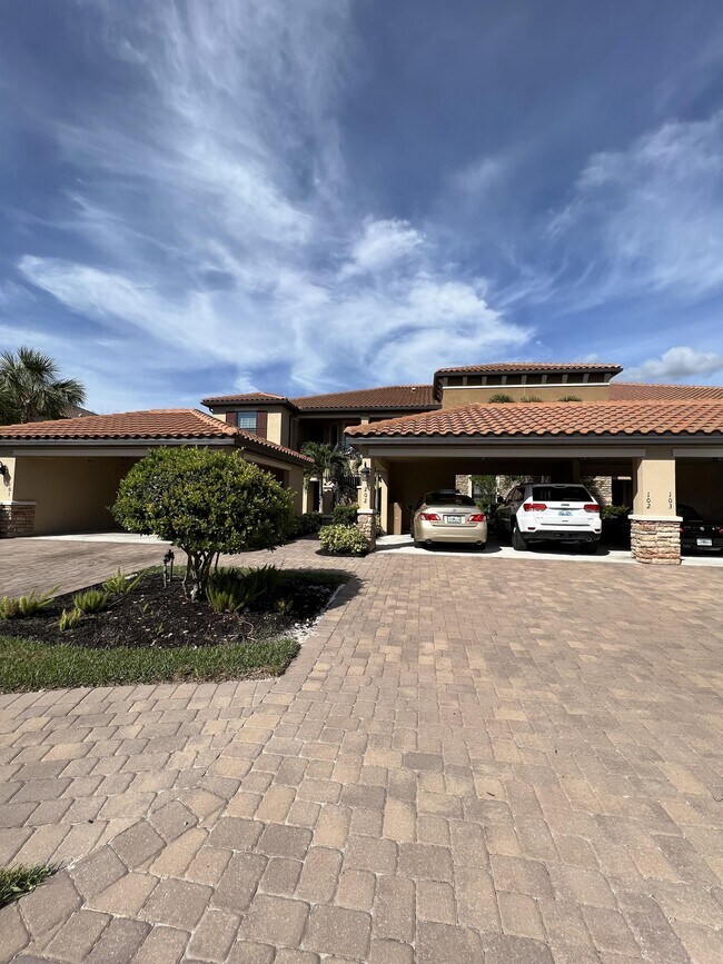 Building Photo - 9441 Benvenuto Ct