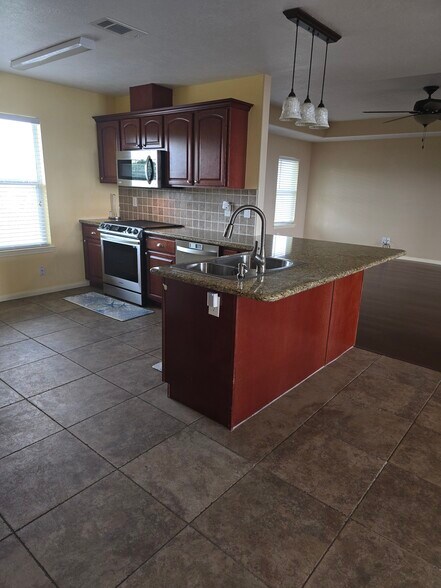 Building Photo - 3780 Martin Luther King Jr Dr