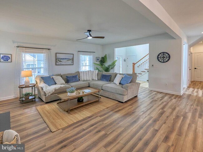 Building Photo - 36628 Dew Way