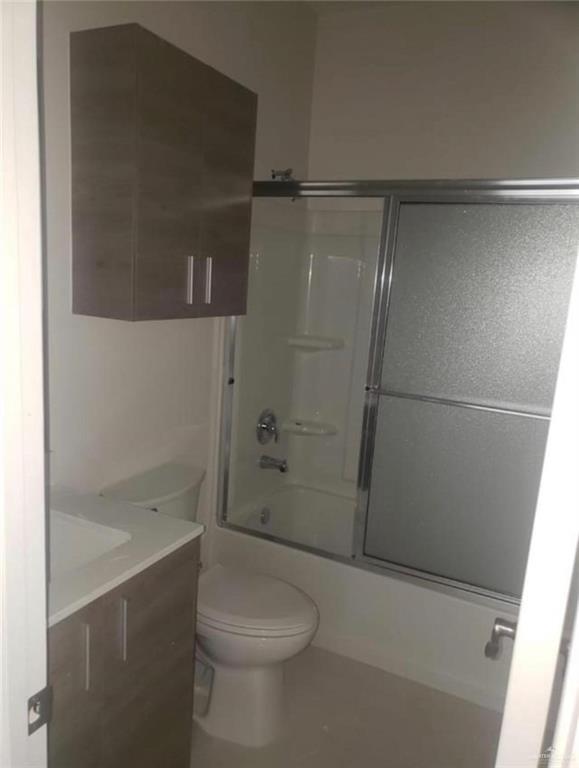 Building Photo - 13 Nightingale Ave