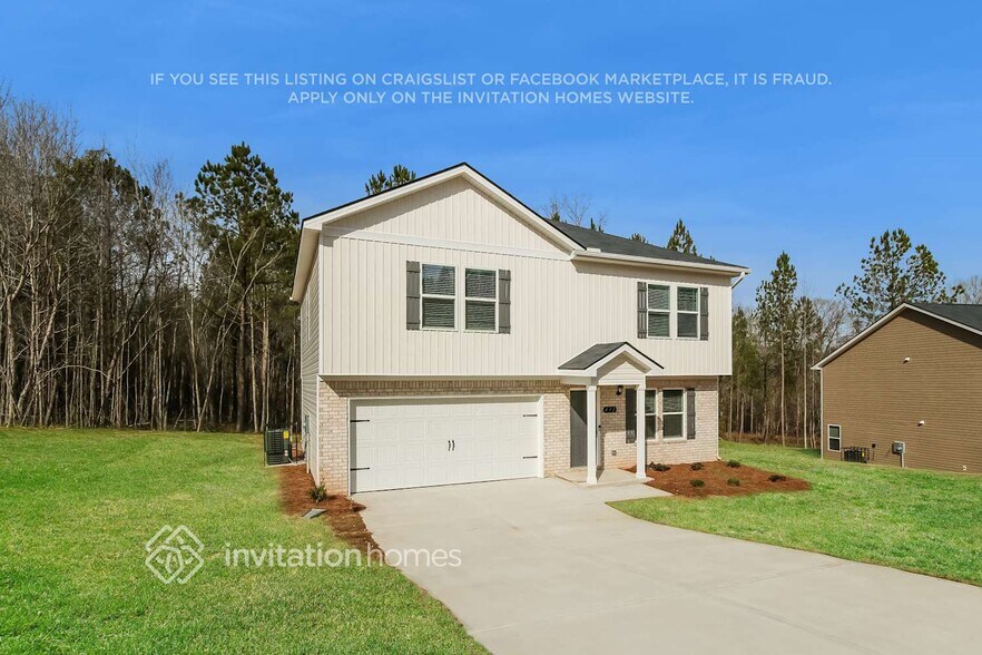 Building Photo - 432 Amelia Ln