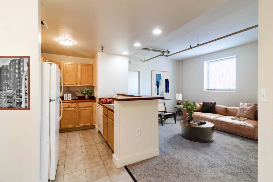 Grace & Monroe Apartments 401 W Grace St Richmond VA 23220