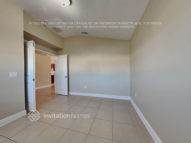 Building Photo - 9615 Jaybird Ln