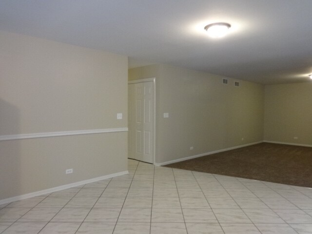 Building Photo - 2012 Primrose Dr