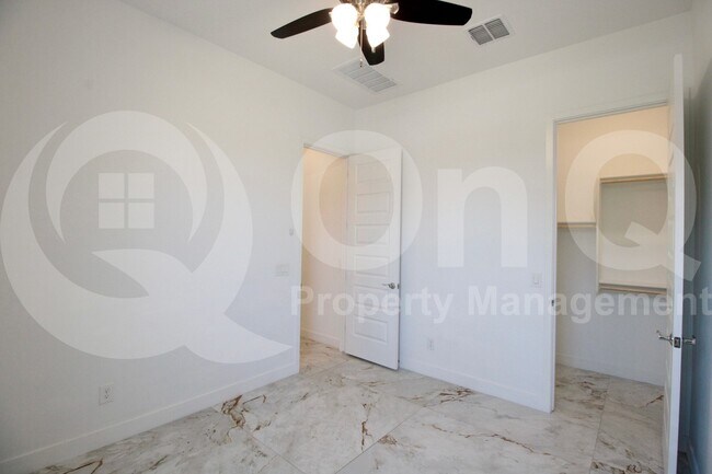 Building Photo - 22721 N 34th St