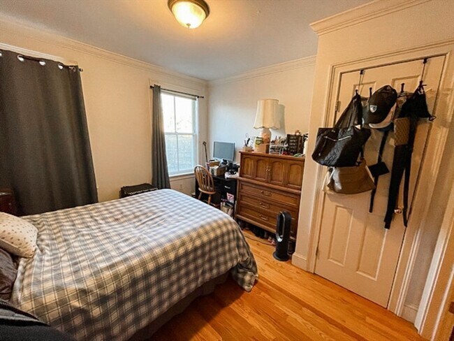 Building Photo - 57 Dwight St