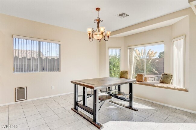 Building Photo - 8325 Jo Marcy Dr