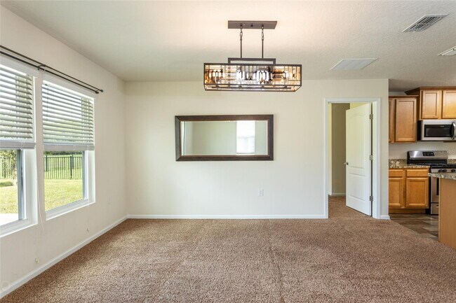 Building Photo - "Charming 3-Bedroom Home with 2 Baths and ...