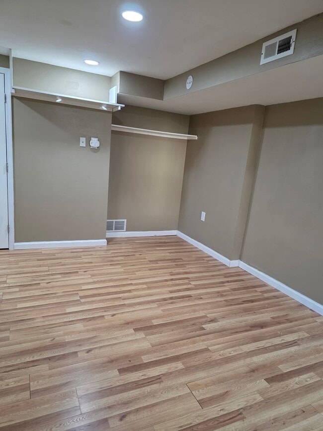 Building Photo - Bay Tree Neighborhood in Dover