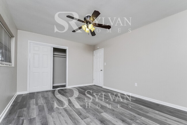 Building Photo - Enjoy living the good life in this 3 bedro...