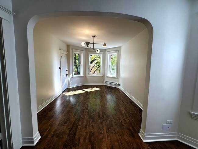 Building Photo - 3078 N Davlin Ct