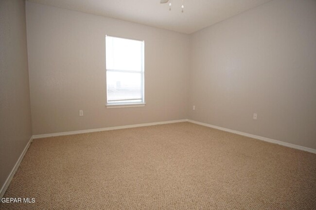 Building Photo - 14348 Smokey Point Dr