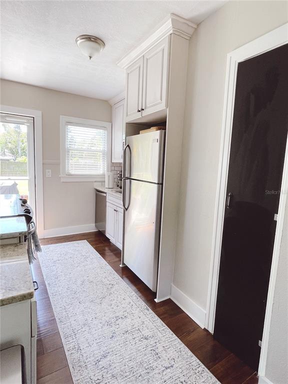 Building Photo - 4120 2nd Ave S