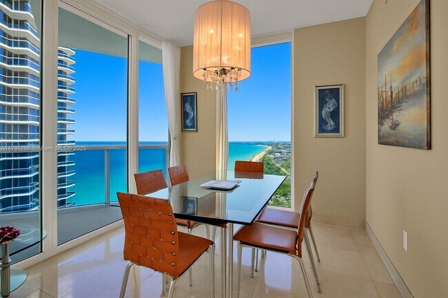 Building Photo - 4775 Collins Ave